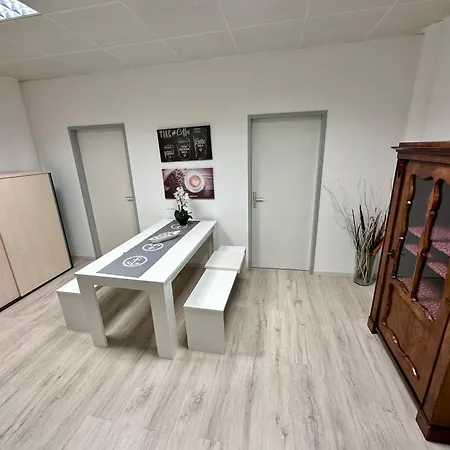 Kobra In Spielberg Apartment