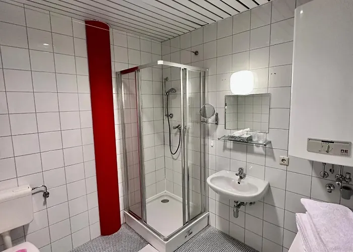 Kobra In Spielberg Apartment *